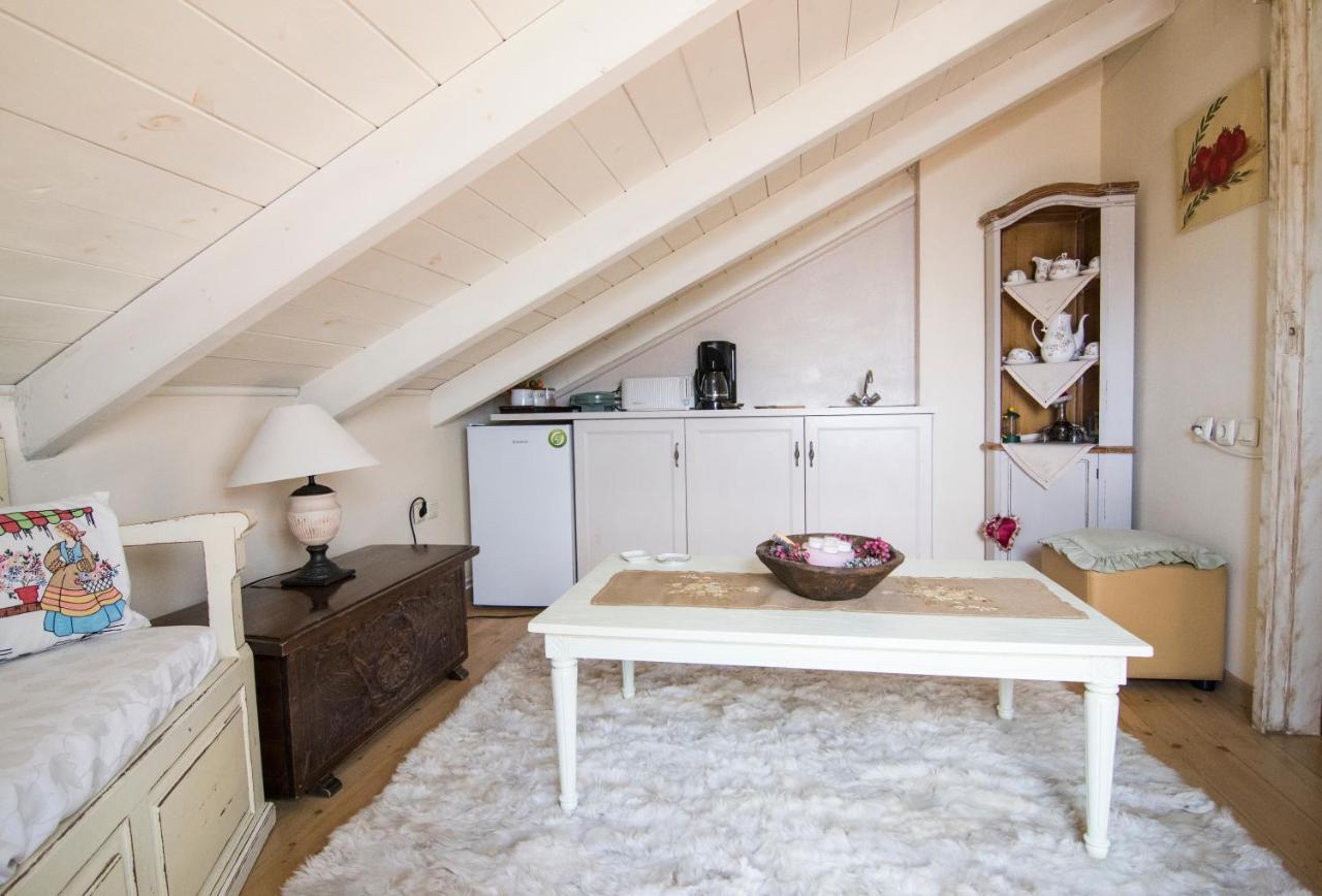 아라초바 Cozy Attic 아파트 외부 사진
